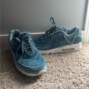 Nike Teal Velvet Air Max with Chain Charm